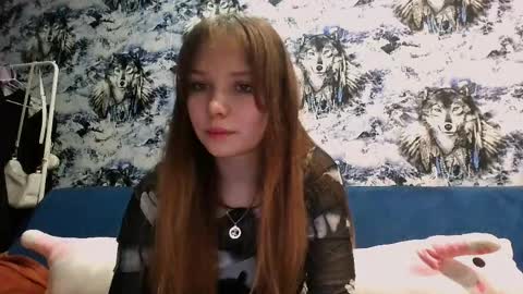 Snapshot of mira_princess chatting on 05-27-26, 05:21 MIRAcle online show from 05-27-26, 05:21