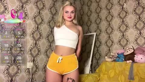 Snapshot of mirabella333 chatting on 10-23-25, 07:23 mirabella333 online show from 10-23-25, 07:23