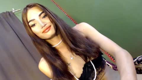 Snapshot of miraclegirl23 chatting on 01-26-25, 08:56 Zoey online show from 01-26-25, 08:56