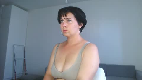 Meera online show from 07-16-26, 10:32
