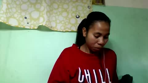 Snapshot of mirah881 chatting on 09-10-25, 06:24 mirah881 online show from 09-10-25, 06:24