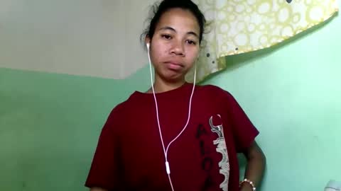 Snapshot of mirah881 chatting on 09-26-25, 07:29 mirah881 online show from 09-26-25, 07:29