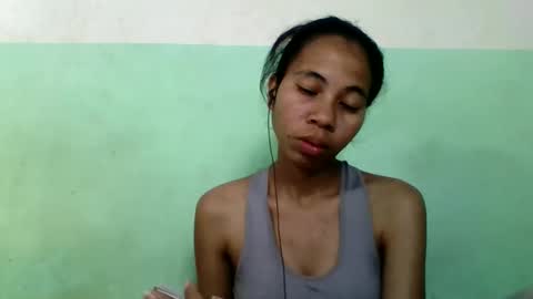 Snapshot of mirah881 chatting on 10-16-25, 07:37 mirah881 online show from 10-16-25, 07:37