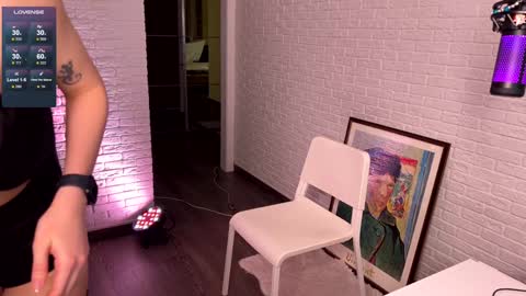 Snapshot of mirai_meow chatting on 12-24-24, 01:50 Kattie Kate Katana Katarina Ri Cat baby bb - your choise xo xo online show from 12-24-24, 01:50