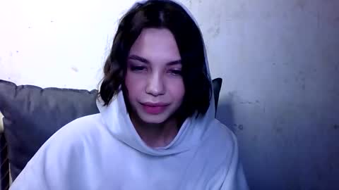 Snapshot of miralapics chatting on 03-29-26, 04:18 MiraLaPics online show from 03-29-26, 04:18