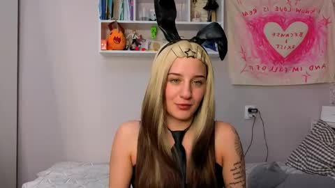 Cassie online show from 04-28-26, 07:52