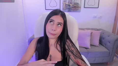 Snapshot of miranda_crawfor chatting on 02-19-26, 04:08 miranda_crawfor online show from 02-19-26, 04:08