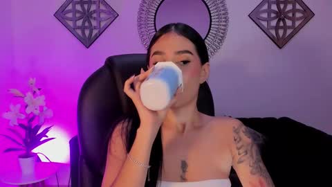 Snapshot of miranda_crawfor chatting on 03-14-26, 03:12 miranda_crawfor online show from 03-14-26, 03:12