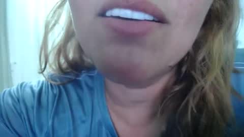 Snapshot of miranda_zacky chatting on 12-17-24, 01:18 Miranda Indep Model Thank you very much for all your support online show from 12-17-24, 01:18