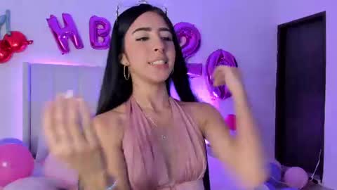 Snapshot of mirandaa_rogers chatting on 07-01-26, 07:13 Miranda Rogers online show from 07-01-26, 07:13