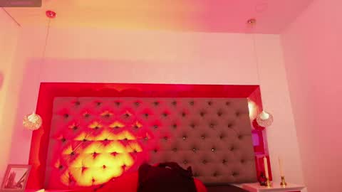 Snapshot of mirandasould chatting on 06-16-26, 01:47 Miranda online show from 06-16-26, 01:47