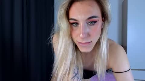 Snapshot of miraraid chatting on 01-14-26, 04:40 miraraid online show from 01-14-26, 04:40