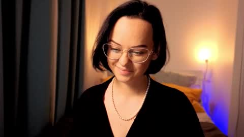 MiraSkyy online show from 09-26-25, 03:49