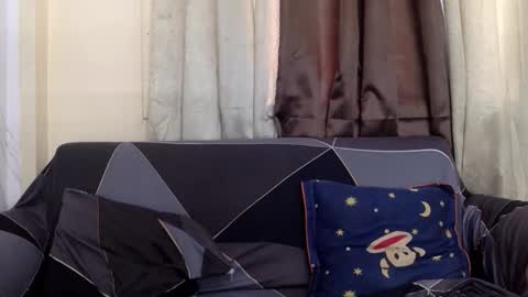 Snapshot of mireill_sex chatting on 05-11-26, 04:40 mireill_sex online show from 05-11-26, 04:40