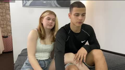 Snapshot of mirelcouple chatting on 04-19-26, 10:14 mirelcouple online show from 04-19-26, 10:14
