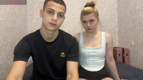 Snapshot of mirelcouple chatting on 05-14-26, 10:11 mirelcouple online show from 05-14-26, 10:11