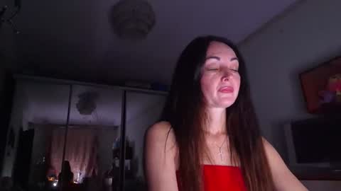 Christina online show from 06-14-26, 09:17