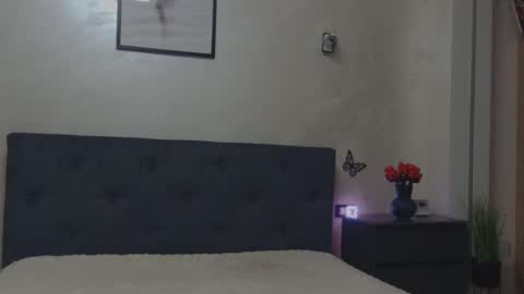 miriam04 online show from 01-10-26, 10:36