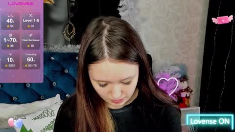Snapshot of miriamwhite chatting on 01-25-25, 02:14 Miriam WhiteF online show from 01-25-25, 02:14