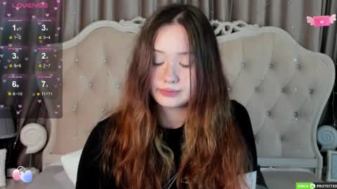 Snapshot of miriamwhite chatting on 10-05-25, 04:00 Miriam WhiteF online show from 10-05-25, 04:00