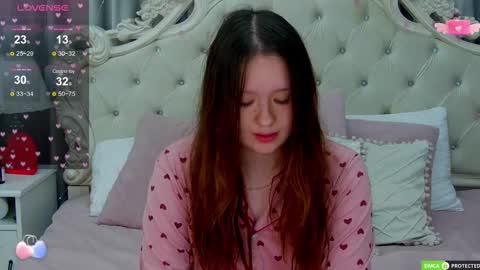 Snapshot of miriamwhite chatting on 10-12-25, 03:16 Miriam WhiteF online show from 10-12-25, 03:16