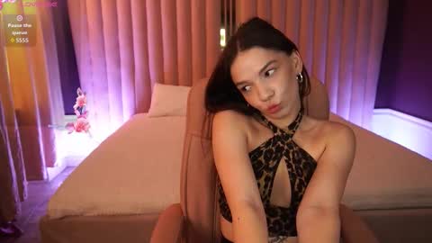 Snapshot of miriellenymph chatting on 09-28-25, 12:54 Mira online show from 09-28-25, 12:54