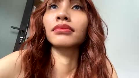 Miriam Schl online show from 10-14-25, 02:01