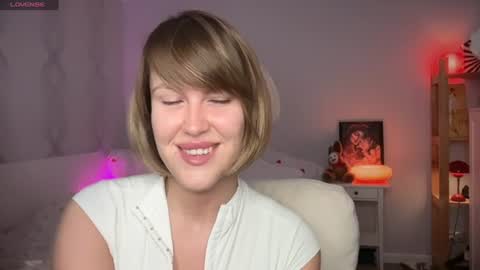 Snapshot of mirrorofsoul chatting on 07-06-26, 06:21 Shelley online show from 07-06-26, 06:21