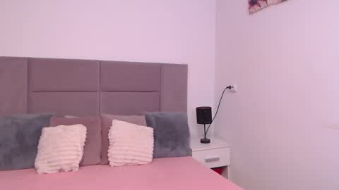 MiryamInes online show from 01-14-25, 12:54