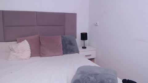 MiryamInes online show from 02-24-25, 10:26