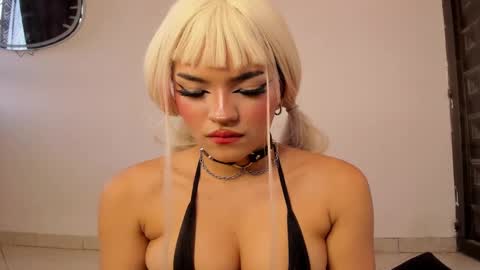 Snapshot of misa___amane chatting on 12-16-24, 10:45 Misa Independent model online show from 12-16-24, 10:45