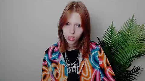 misaki_chan_ online show from 09-12-25, 10:10