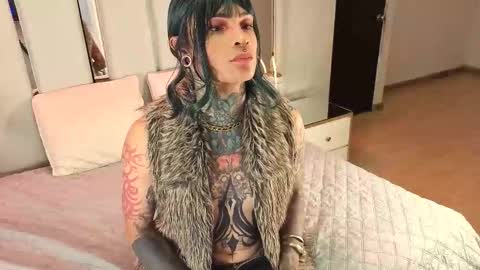 Snapshot of misakiseis chatting on 02-17-26, 02:57 online show from 02-17-26, 02:57