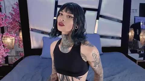 Snapshot of misakiseis chatting on 02-26-26, 01:21 online show from 02-26-26, 01:21