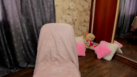 mishapallmer online show from 04-09-26, 06:19