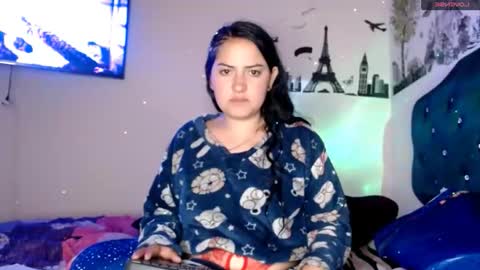 Snapshot of misnicol chatting on 01-07-26, 11:23 Nicol online show from 01-07-26, 11:23