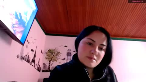 Snapshot of misnicol chatting on 01-12-26, 01:16 Nicol online show from 01-12-26, 01:16