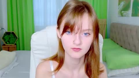 Snapshot of miss___alisa chatting on 02-14-26, 10:23 Alisa NONNUDE online show from 02-14-26, 10:23