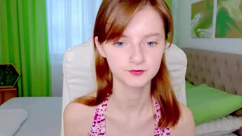 Snapshot of miss___alisa chatting on 02-20-26, 11:11 Alisa NONNUDE online show from 02-20-26, 11:11