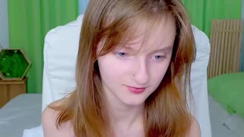 Snapshot of miss___alisa chatting on 03-08-26, 03:16 Alisa NONNUDE online show from 03-08-26, 03:16