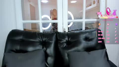 Evangeline online show from 02-28-25, 02:09