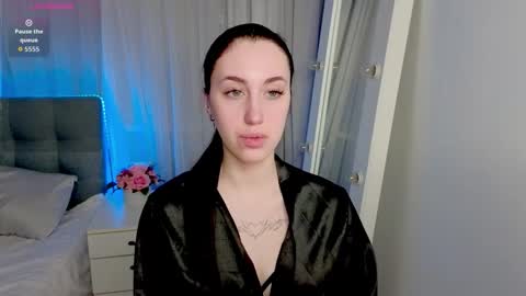 Snapshot of miss__linn chatting on 02-10-26, 02:21 Linn online show from 02-10-26, 02:21