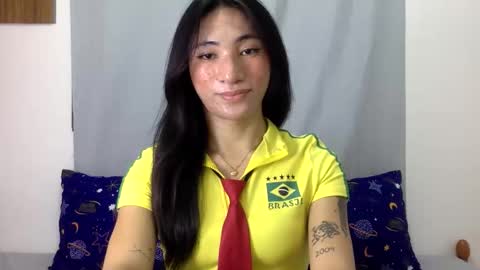 Snapshot of miss__marga69 chatting on 09-27-25, 04:12 Marga online show from 09-27-25, 04:12