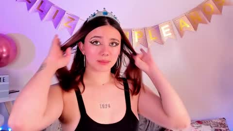 Alexa Sarmiento online show from 02-26-25, 01:41