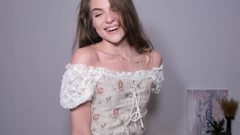 Snapshot of miss_algel chatting on 10-30-25, 10:16 Katrin online show from 10-30-25, 10:16