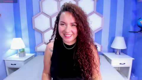 Snapshot of miss_alisse chatting on 10-10-25, 11:59 miss_alisse online show from 10-10-25, 11:59
