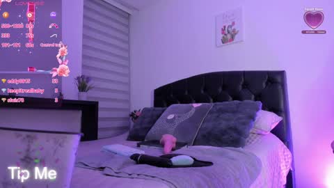 Snapshot of miss_amarantha1 chatting on 01-22-25, 06:20 A M A R A N T H A online show from 01-22-25, 06:20