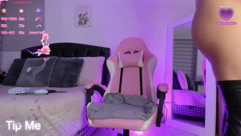 Snapshot of miss_amarantha1 chatting on 03-07-25, 09:40 A M A R A N T H A online show from 03-07-25, 09:40