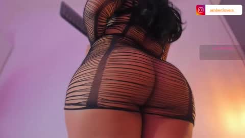 Snapshot of miss_ambrer chatting on 11-13-25, 04:11 Amber online show from 11-13-25, 04:11