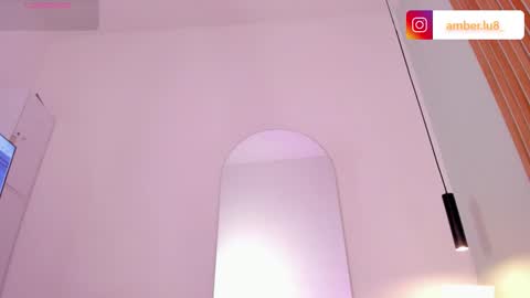 Snapshot of miss_ambrer chatting on 03-09-26, 05:11 Amber online show from 03-09-26, 05:11